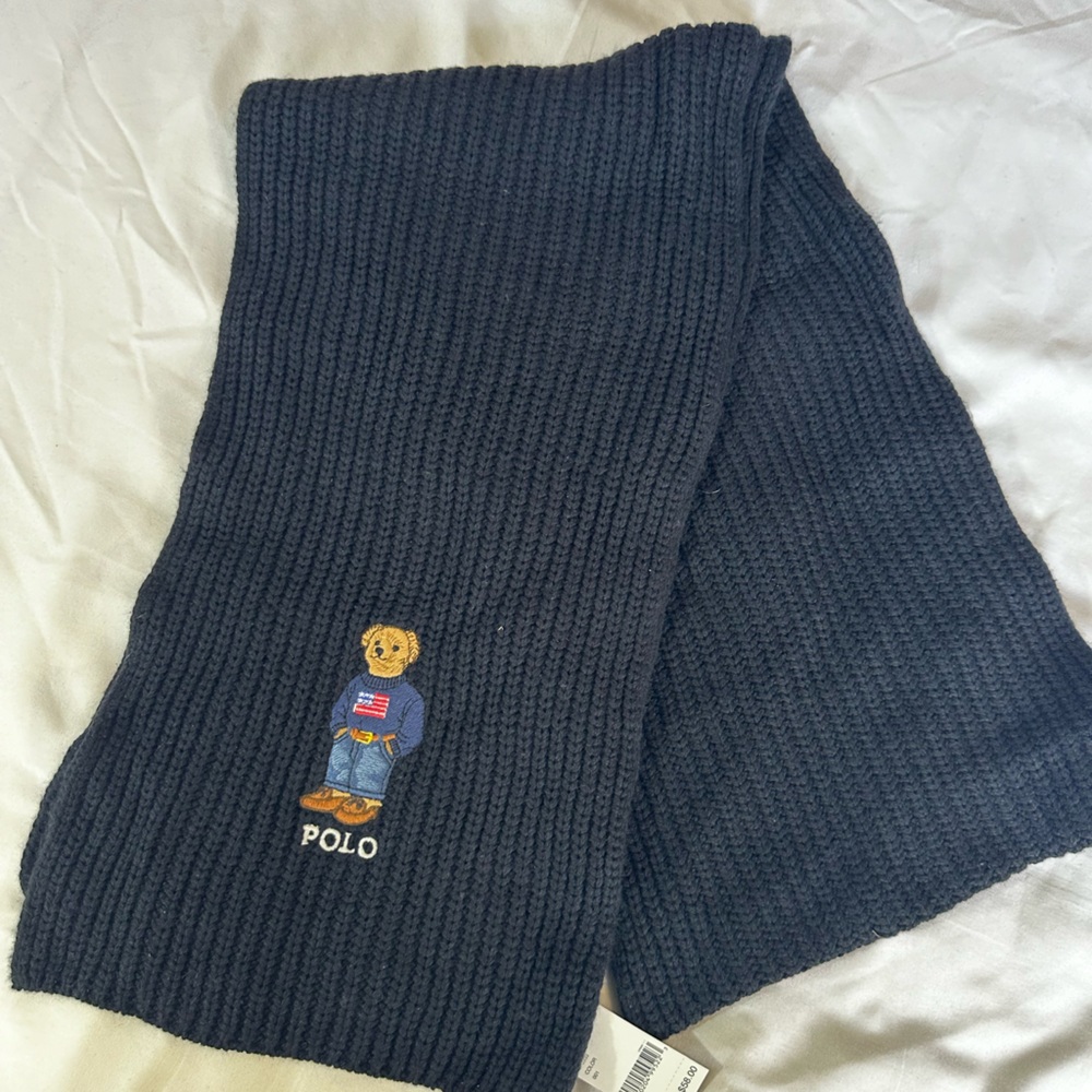 Polo bear winter scarf. Unisex brand new old stock authentic